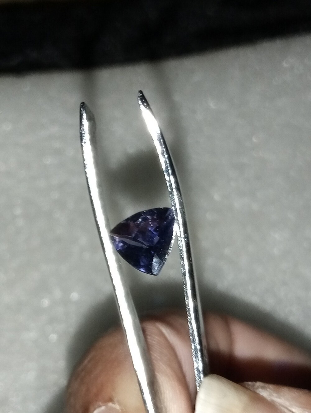 SALE!!! WAS $600 Beautiful Deep Color Natural 2.0ct Trillion Purple Tanzanite - Picture 10 of 11